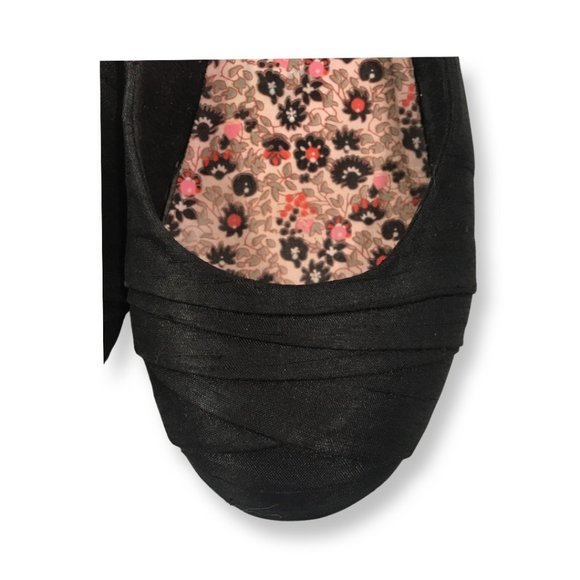Rocket Dog Women's Myrna Thai Silk Slip On Round Toe Ballet Flat Sz 6.5 - Picture 2 of 8